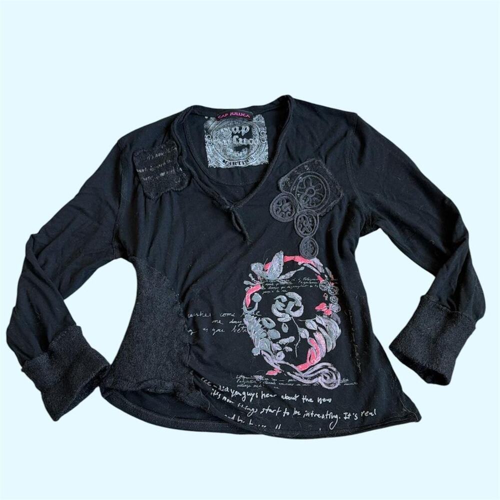 European grunge 34 sleeve asymmetrical top with wool details and fairy graphic